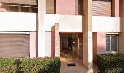 M. BACH Charles Cb1net06, Service de Nettoyage à Menton