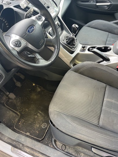 Cristal nettoyage auto, Service de Nettoyage à Lescure-d'Albigeois