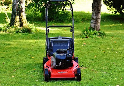 Fcervices - Entretien de jardin, nettoyage, petits travaux - Agréée Service à la Personne, Service de Nettoyage à Plouescat