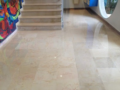 Flash Service, Service de Nettoyage à La Grande-Motte