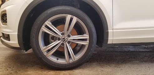 AUTO RENOV' 83, Service de Nettoyage au Cannet-des-Maures