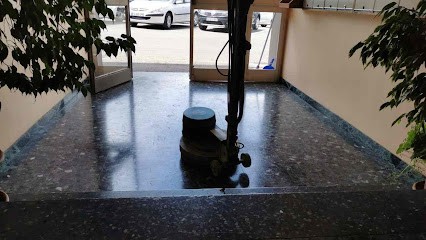 A-clean 13 SARL, Service de Nettoyage à La Destrousse