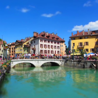 ISS Proprete, Service de Nettoyage à Epagny Metz-Tessy