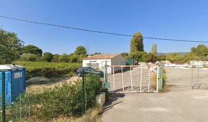 Saint Cyr Nettoyage - Entreprise de nettoyage de bureaux et copropriétés dans le Var, Service de Nettoyage à Saint-Cyr-sur-Mer