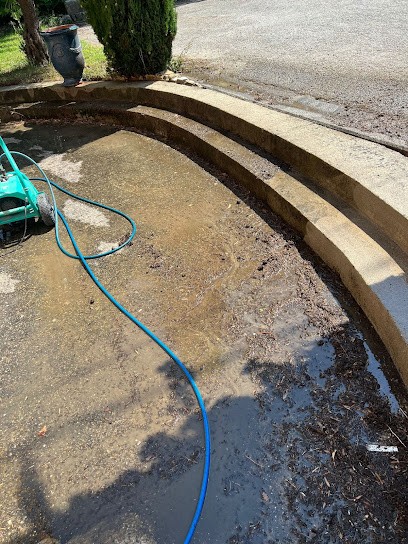 Benini Nettoyage Haute Pression BNHP, Service de Nettoyage à Bourg-Saint-Andéol