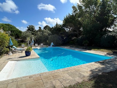 OCEAZUR Piscines Services 17, Service de Nettoyage à La Couarde-sur-Mer