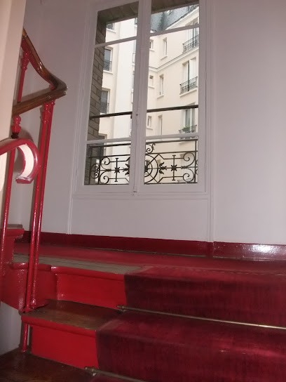 2 SELKA Nettoyage D'immeubles, Service de Nettoyage à Chelles