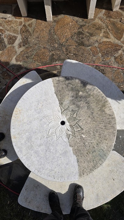 STEAM RENOV - Nettoyage écologique vapeur, eau pure - vitres, toitures, façades, terrasses, Service de Nettoyage à La Londe-les-Maures