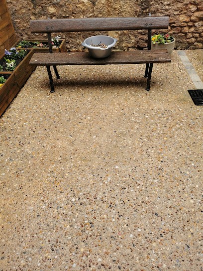 Miraille Nettoyage Extérieur, Service de Nettoyage à Montmorillon