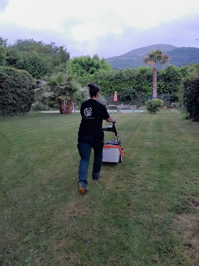 Riviera Home Garden, Service de Nettoyage à La Gaude