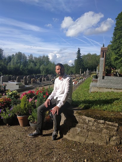 Le gardien de la mémoire, Service de Nettoyage à Chambly